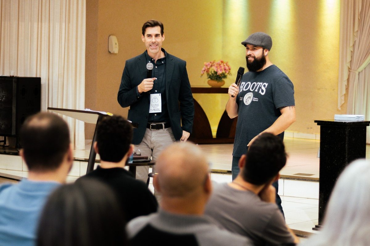 Jeff teaching with an interpreter at a planter training in Brazil